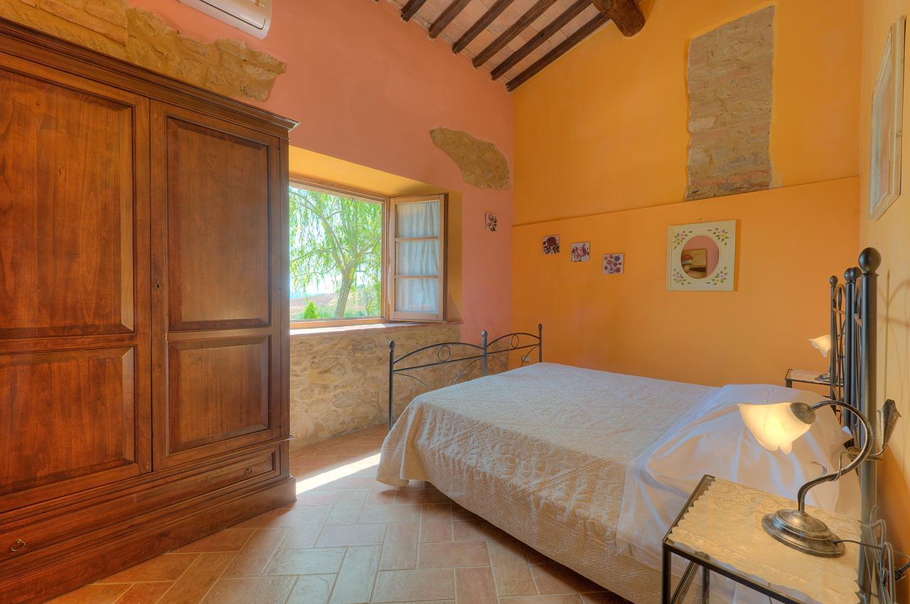 Agriturismo Villa Felice Volterra Luaran gambar